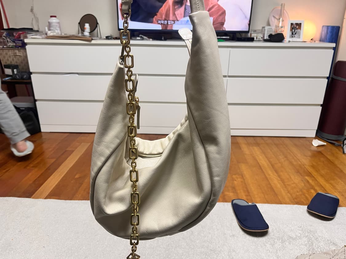 Time 천연 소가죽 크루아상 백 상품이미지1