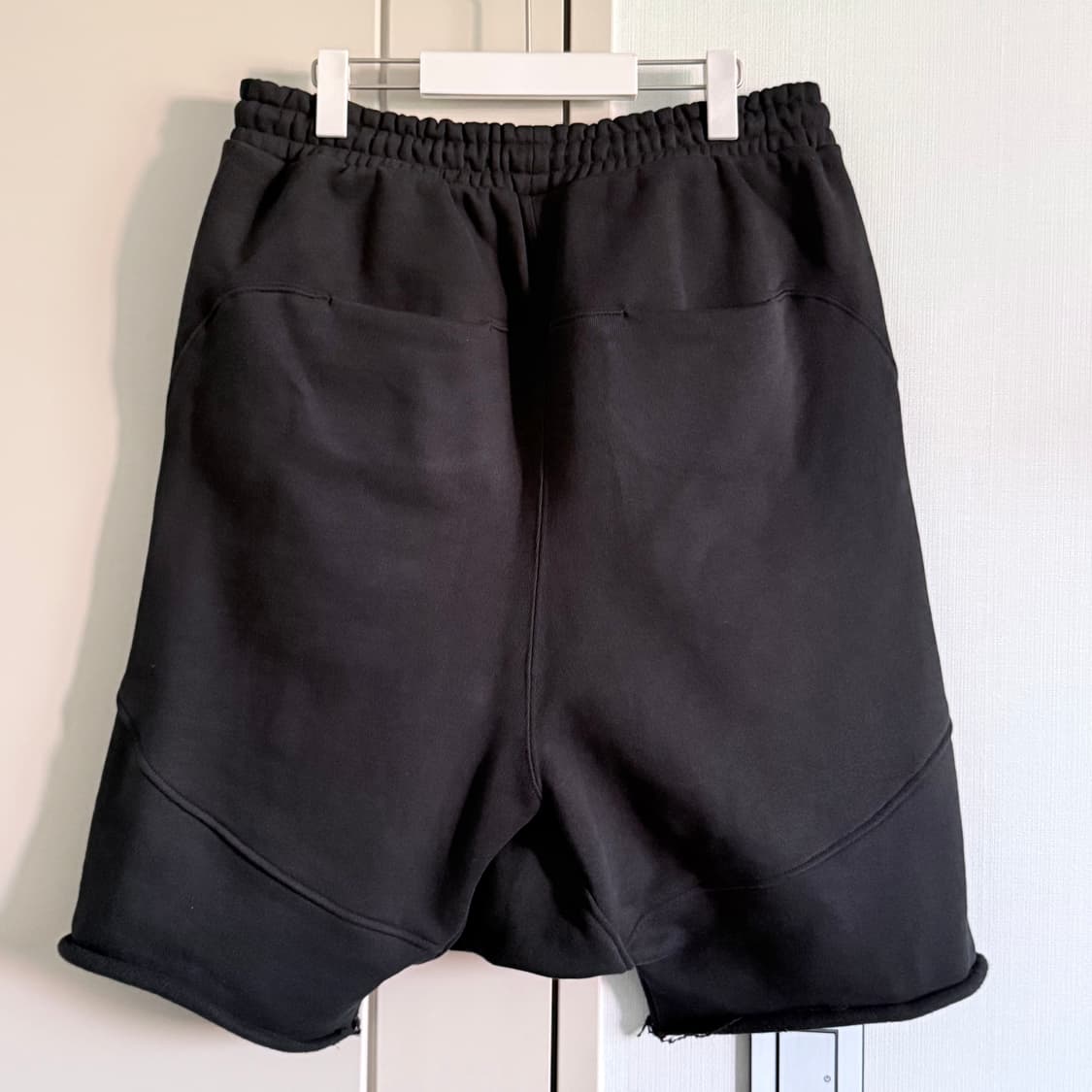 엔타이어 스튜디오 헤비 드랍 쇼츠 "숯" 상품이미지3