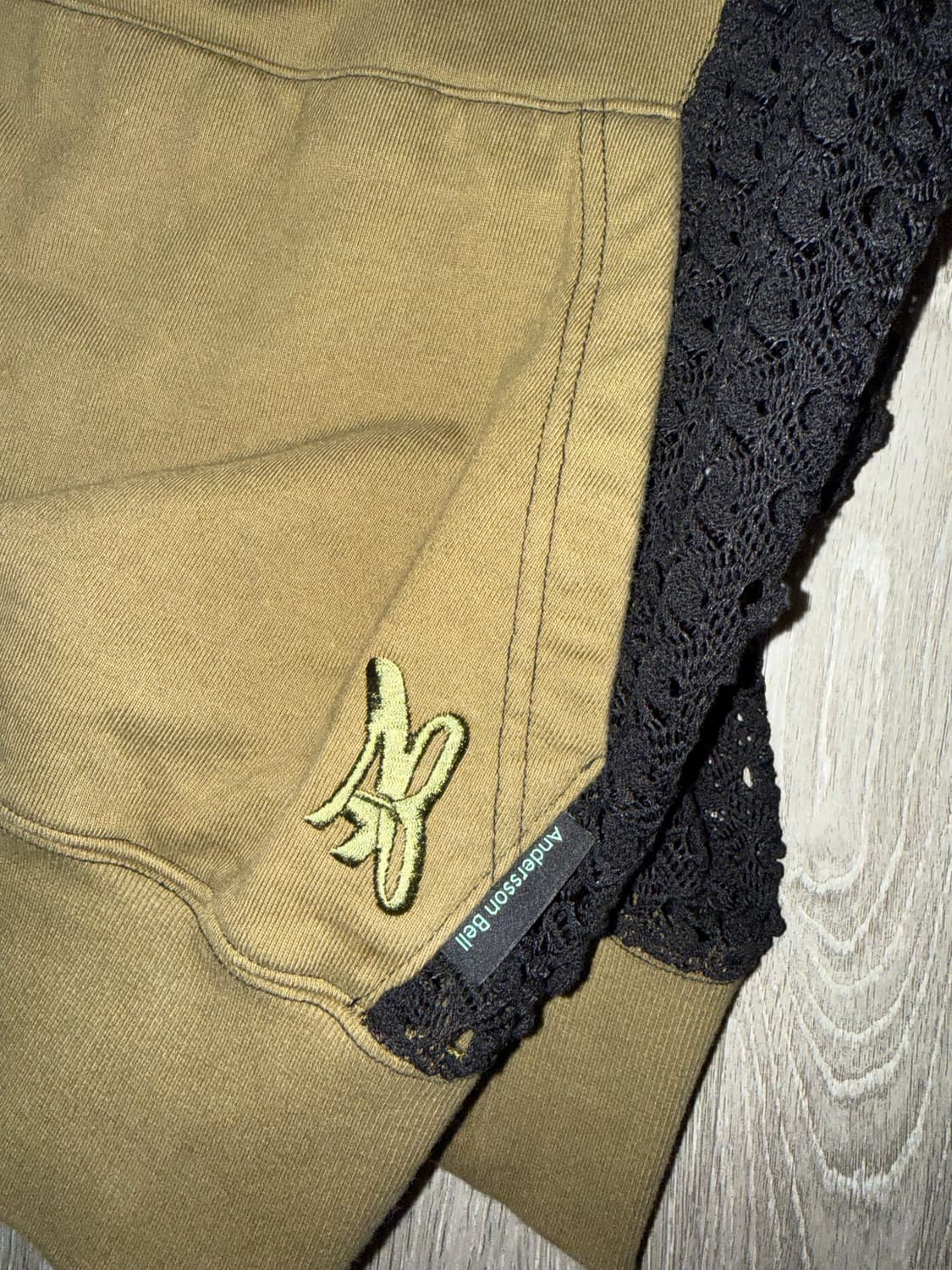 엔더슨벨 백 디테일 후드티 상품이미지3