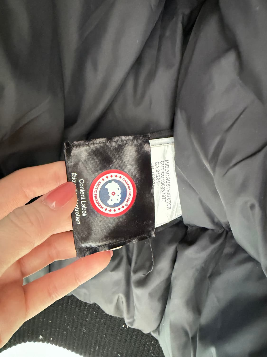 캐나다쿠스 블랙 패딩 M 상품이미지4