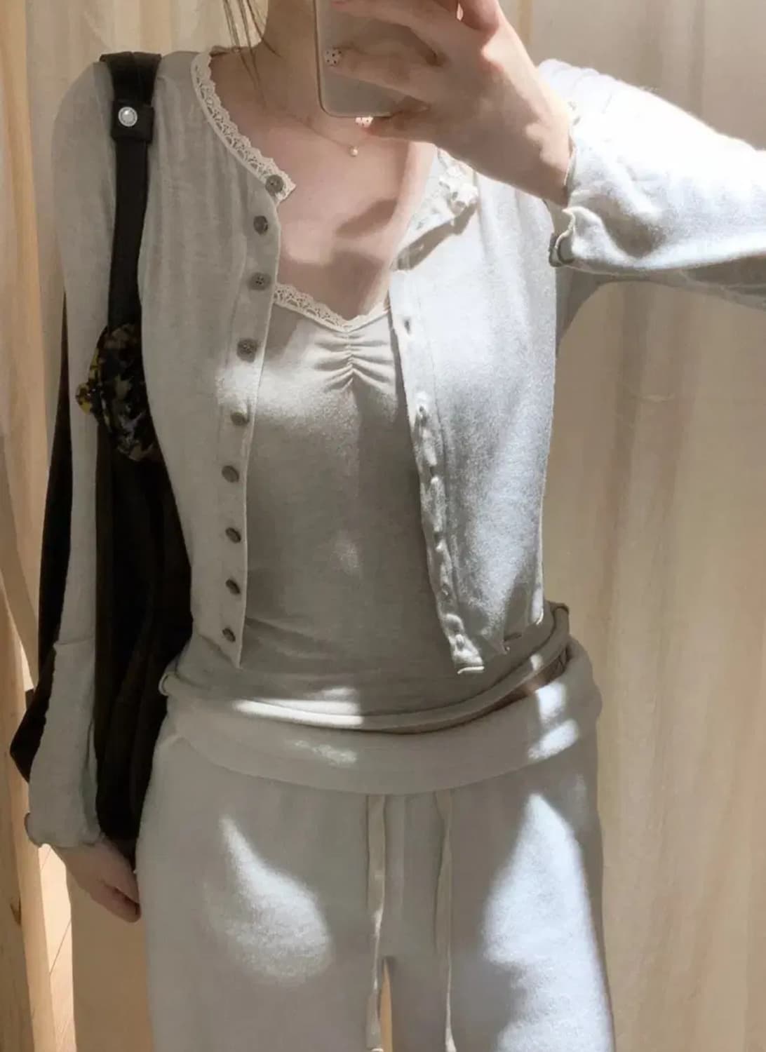 제니오 루나 슬리브리스 가디건  상품이미지2