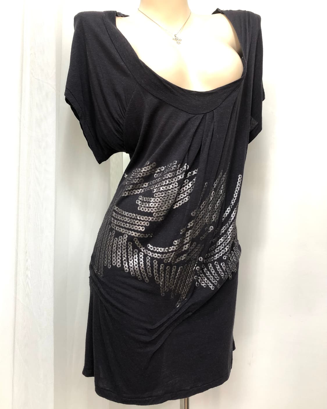 charcoal sequin asymmetrical long top 상품이미지2