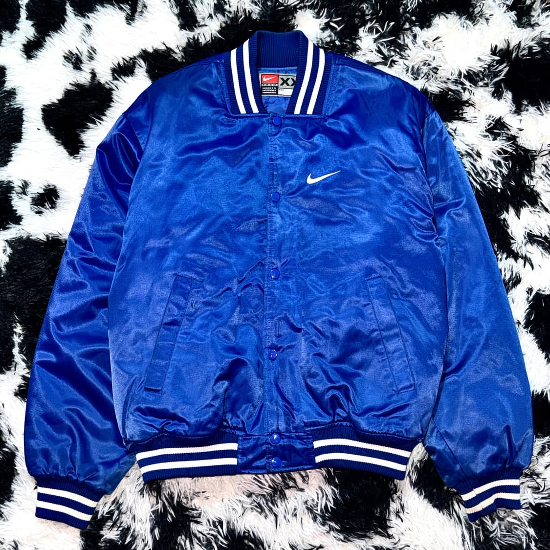 NIKE 90s 새틴 바시티 봄버 자켓 상품이미지1