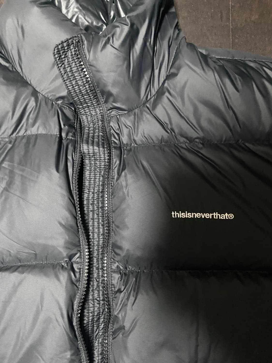 thisisneverthat 검정 패딩 상품이미지4