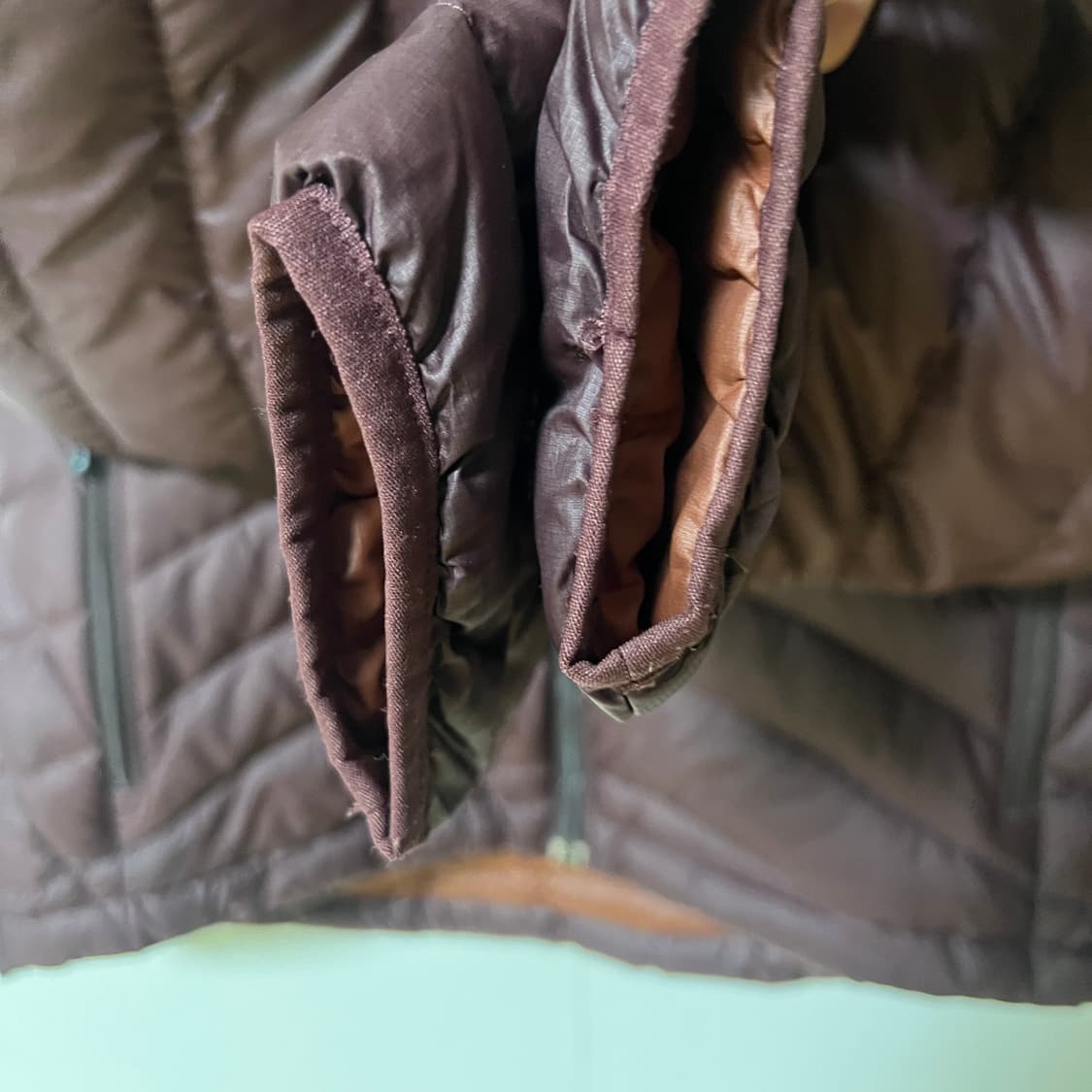 파타고니아 여성 후디 구스다운 경량 패딩 xs 상품이미지4