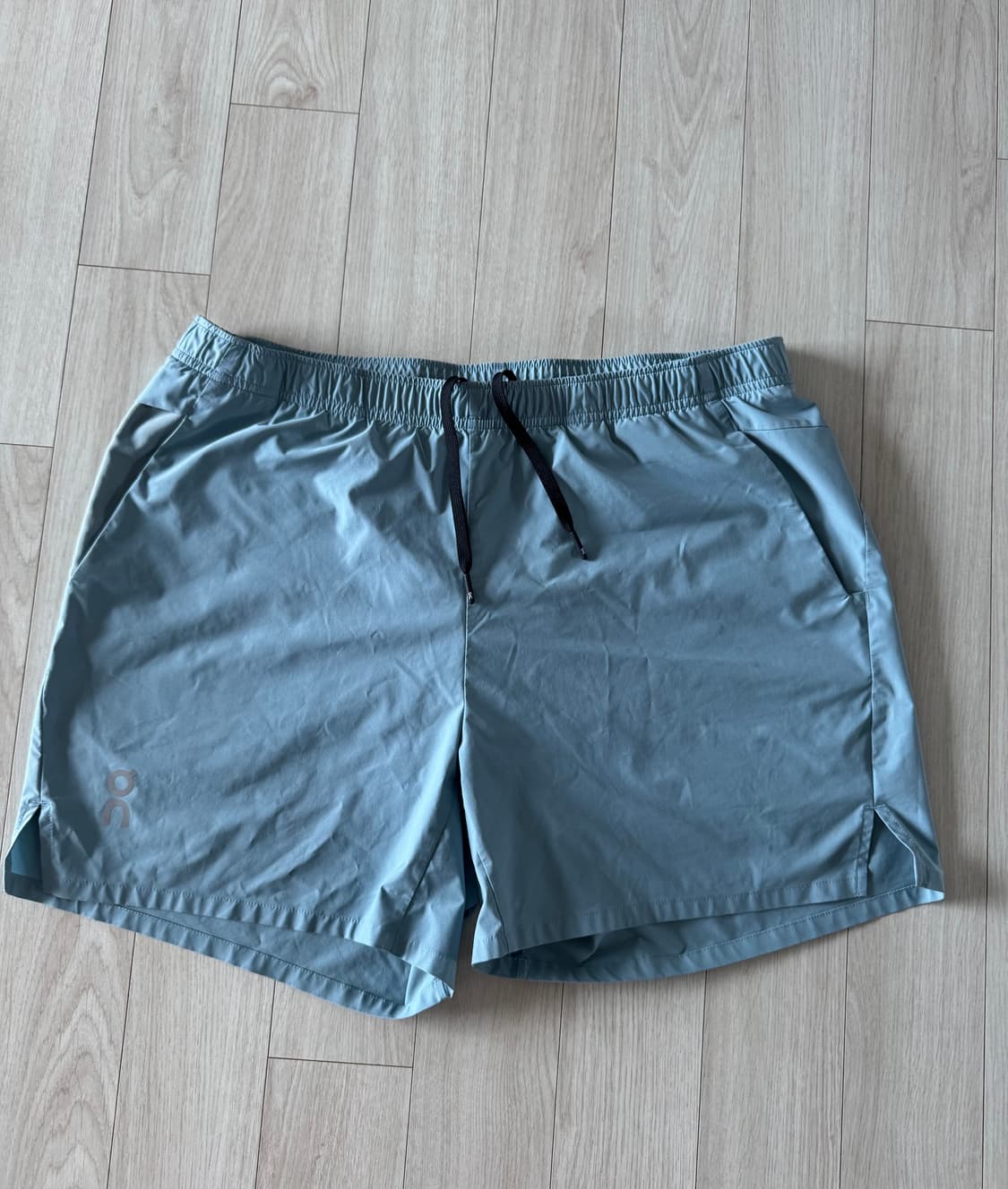 온러닝 포커스 쇼츠 L 상품이미지1
