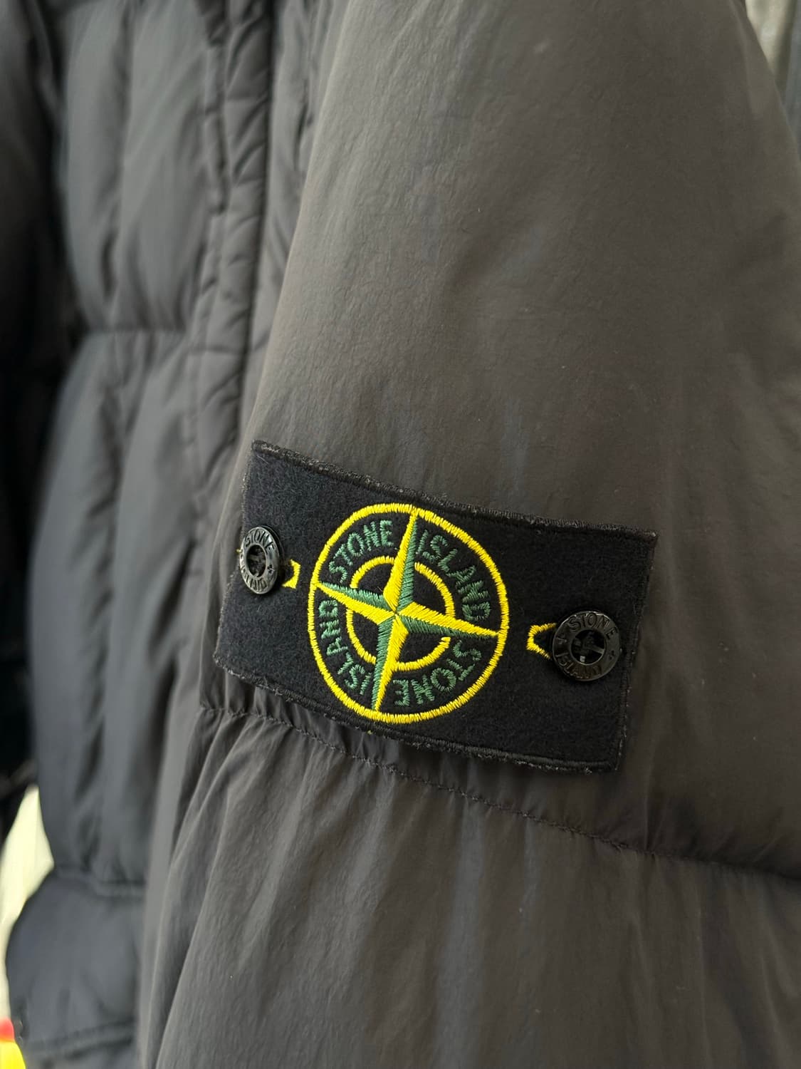 [M] 스톤아일랜드 크링클랩스 후드 롱패딩 상품이미지3