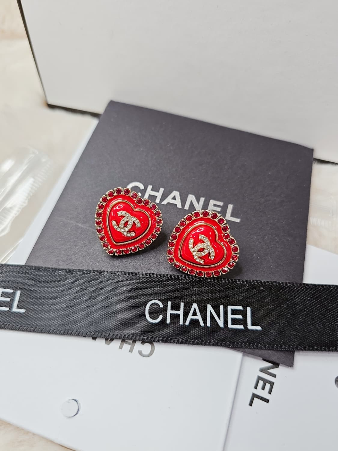빈티지 샤넬 레드 하트 이어링 상품이미지2