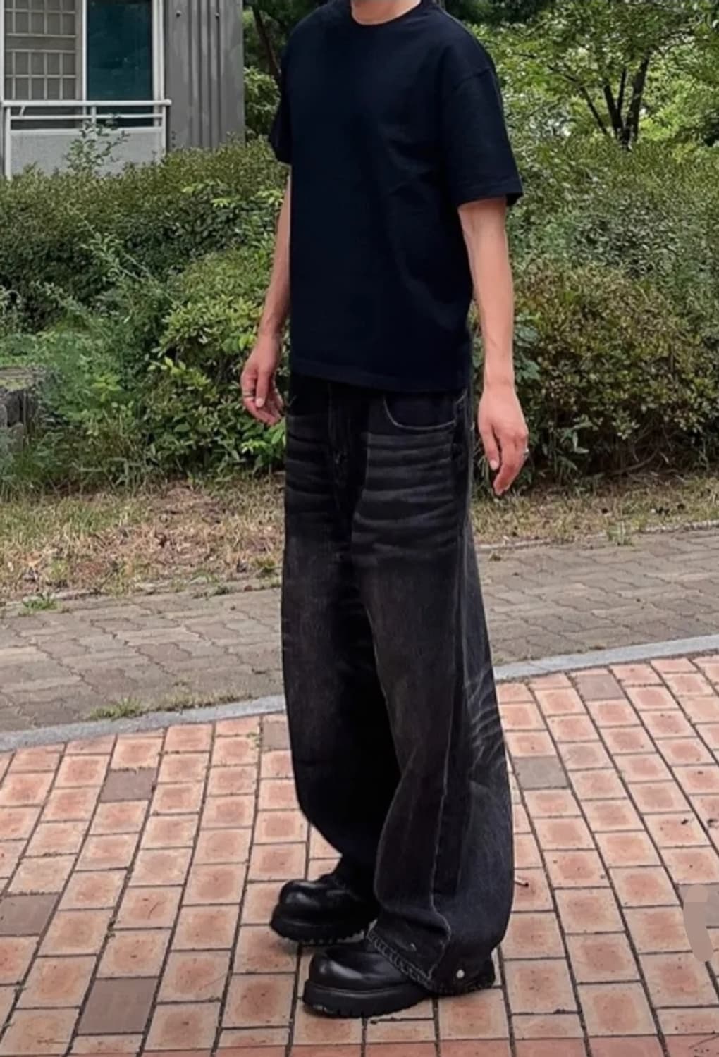 아이돈워너셀 블랙데님 팝니다. 사이즈1 상품이미지3