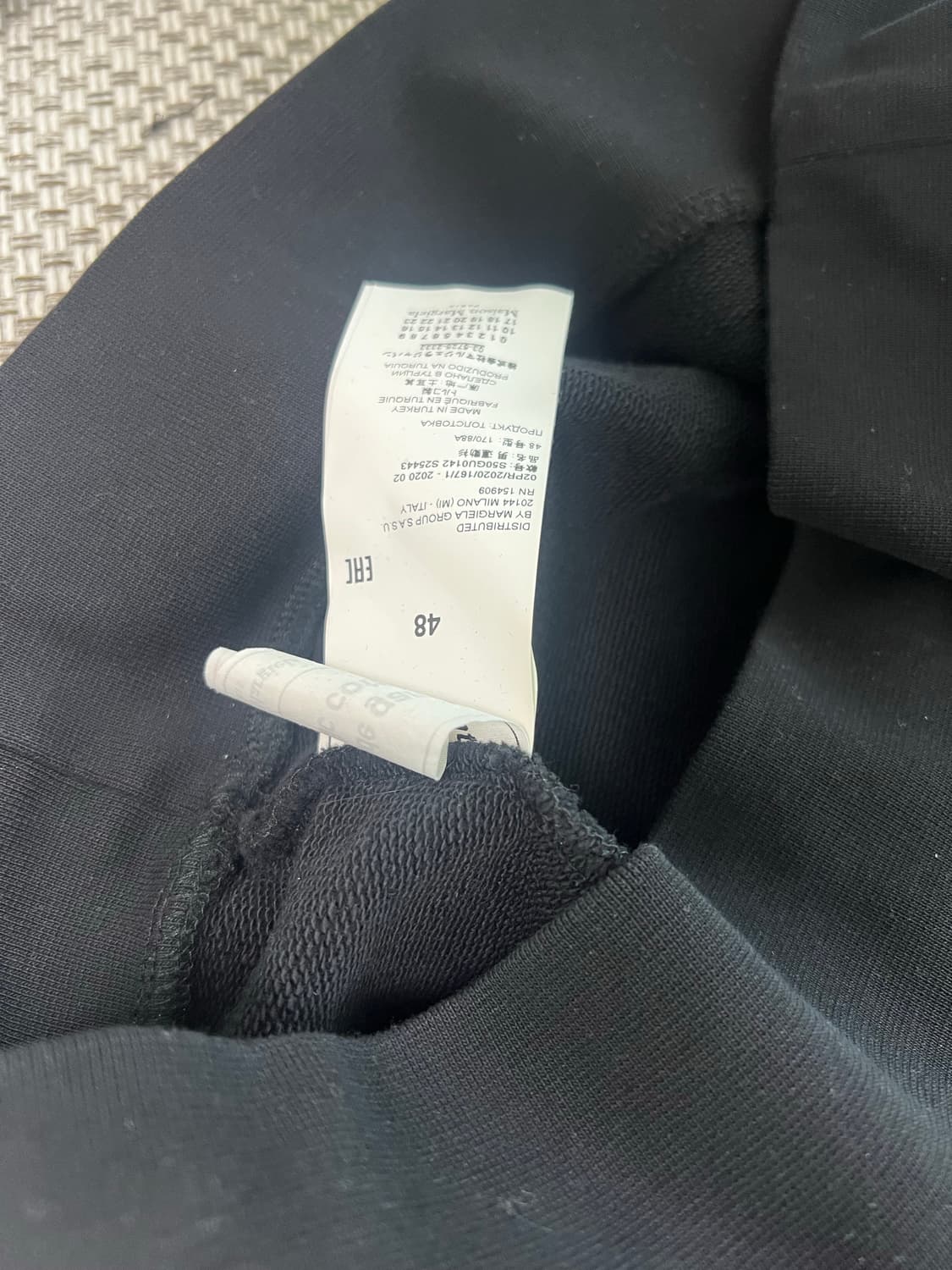 메종 마르지엘라 엘보우 레더 패치 맨투맨(블랙) 상품이미지5