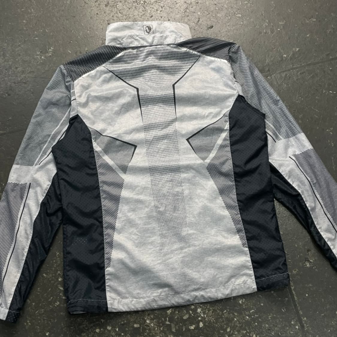 100 블랙야크 경량 바람막이  상품이미지6