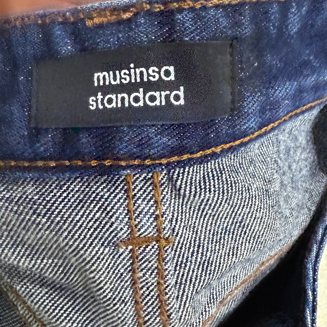 [30] 무신사스탠다드 딥 인디고 세미와이드 데님팬츠 0108T1 상품이미지4