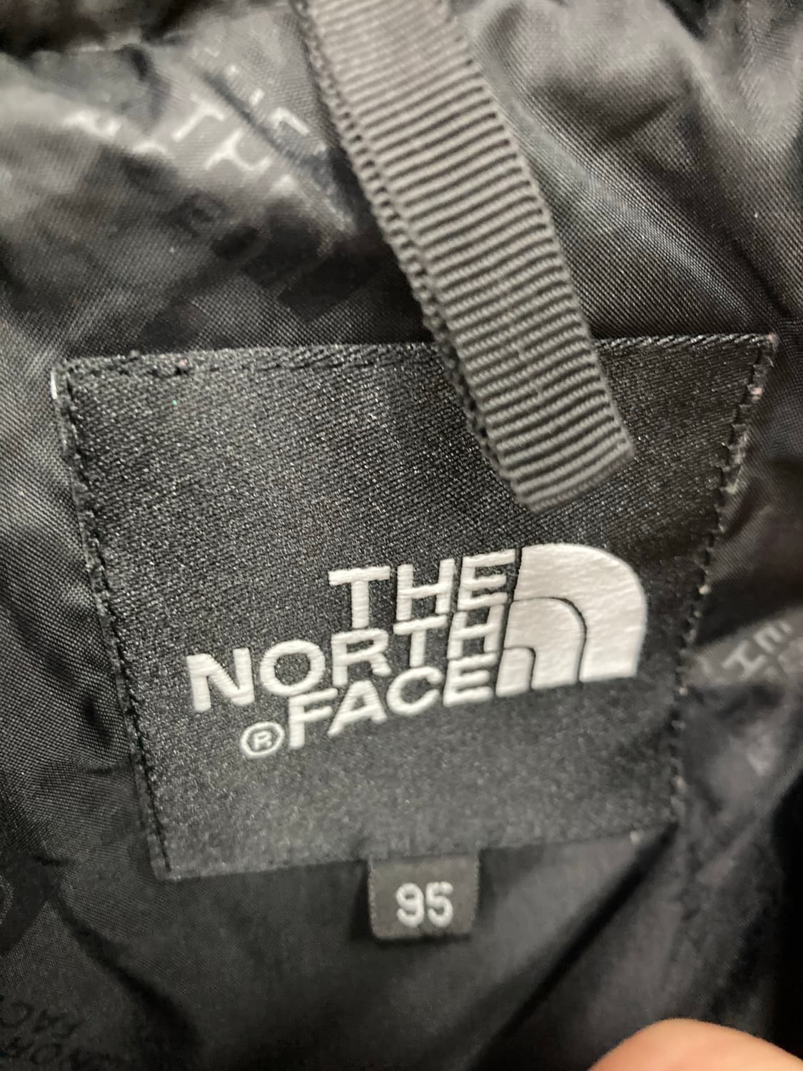 노스페이스 경량패딩 상품이미지3