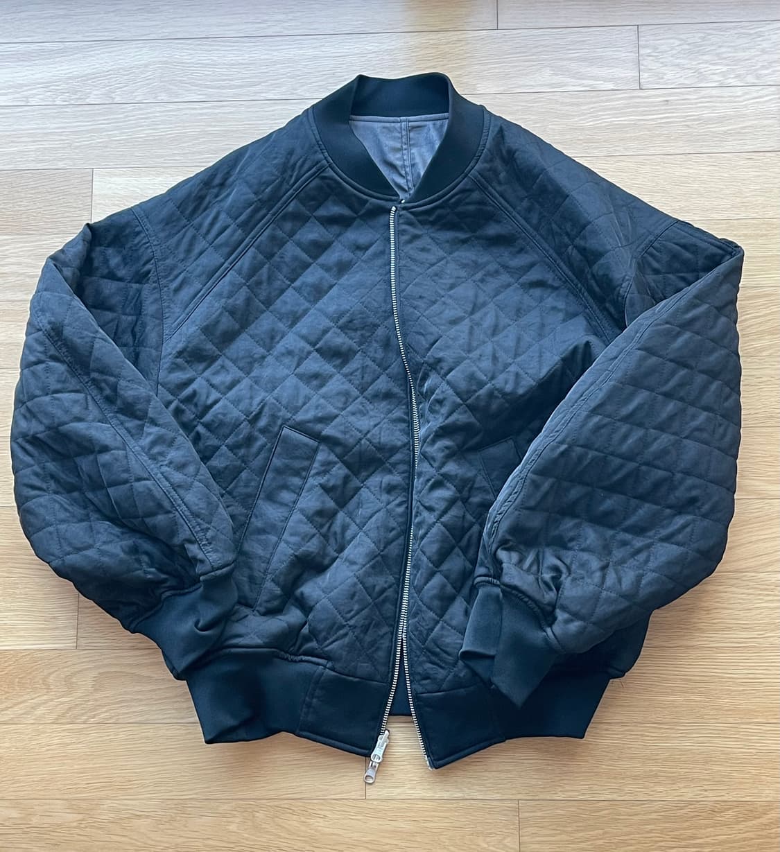 비긴202 빈티지 사틴 리버서블 봄버 상품이미지7