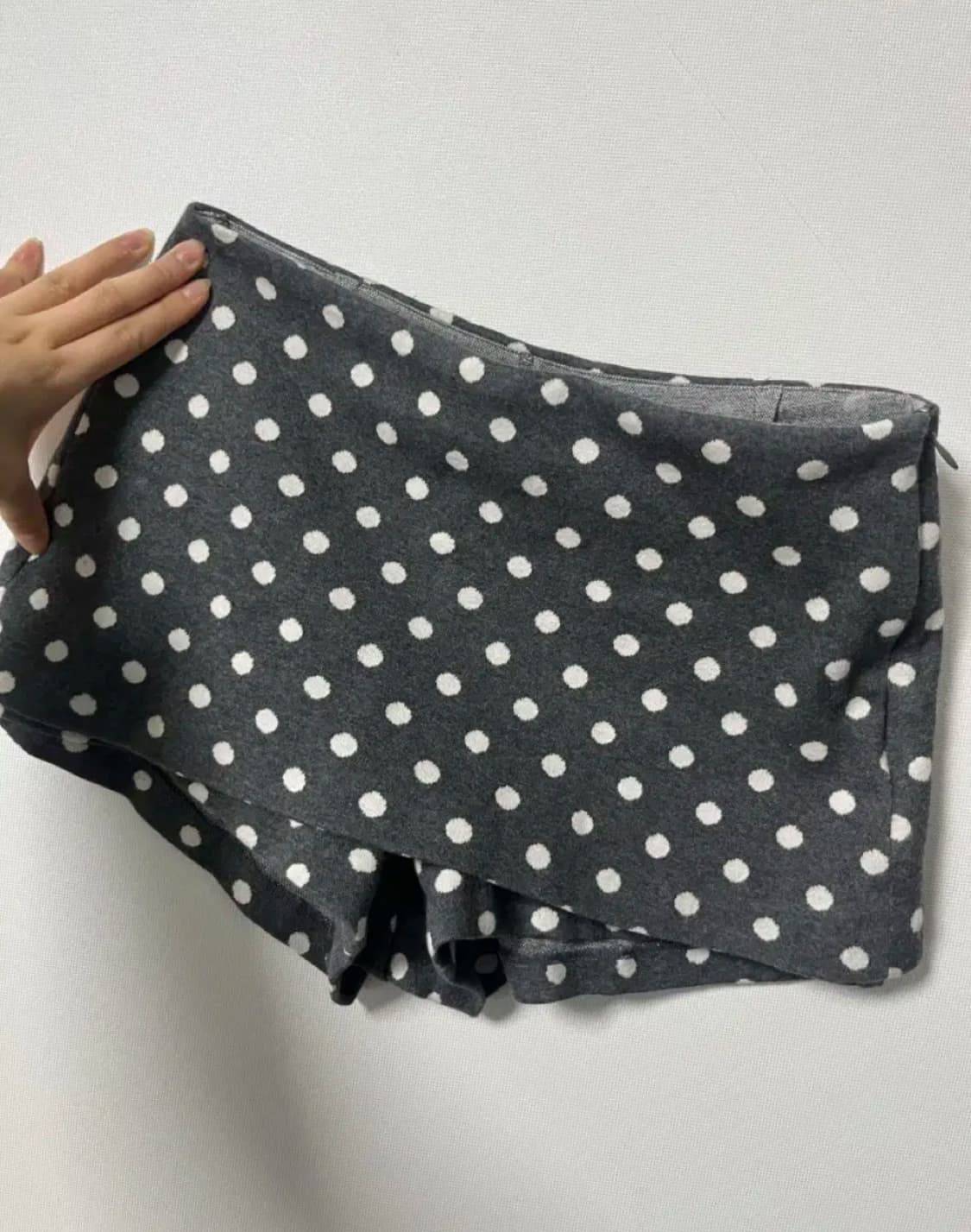 오운서 도트 스커트 Dot Low-Fit Pants Skirt Gray 상품이미지2