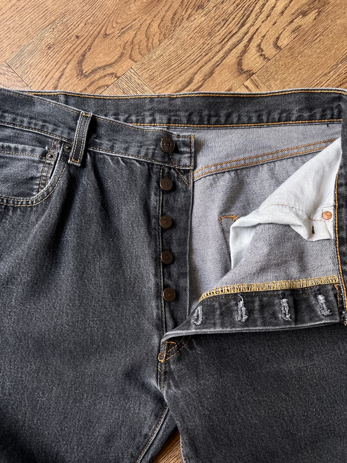 [36]리바이스 501 빈티지 워싱 흑청 데님 팬츠 상품이미지3