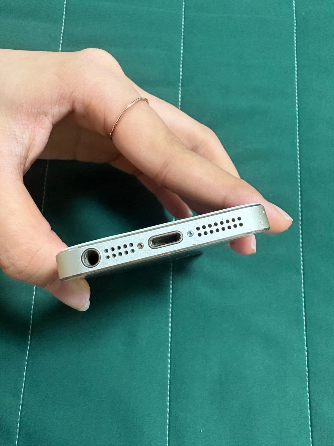 아이폰 5s 골드 상품이미지6