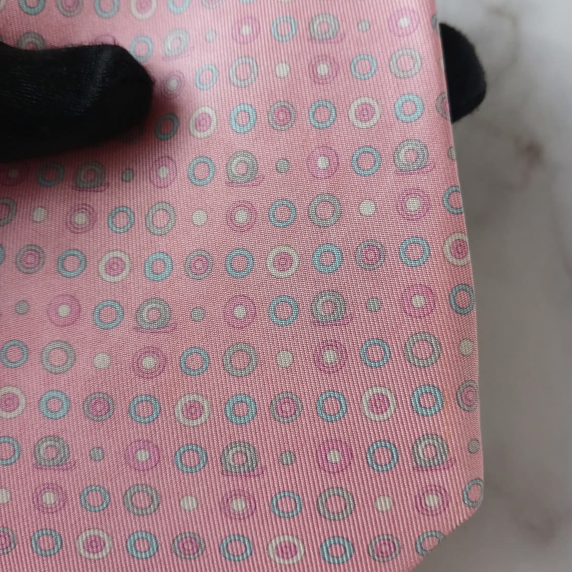 살바토레 페라가모 실크 핑크 넥타이 9cm A등급 A18847
 상품이미지6