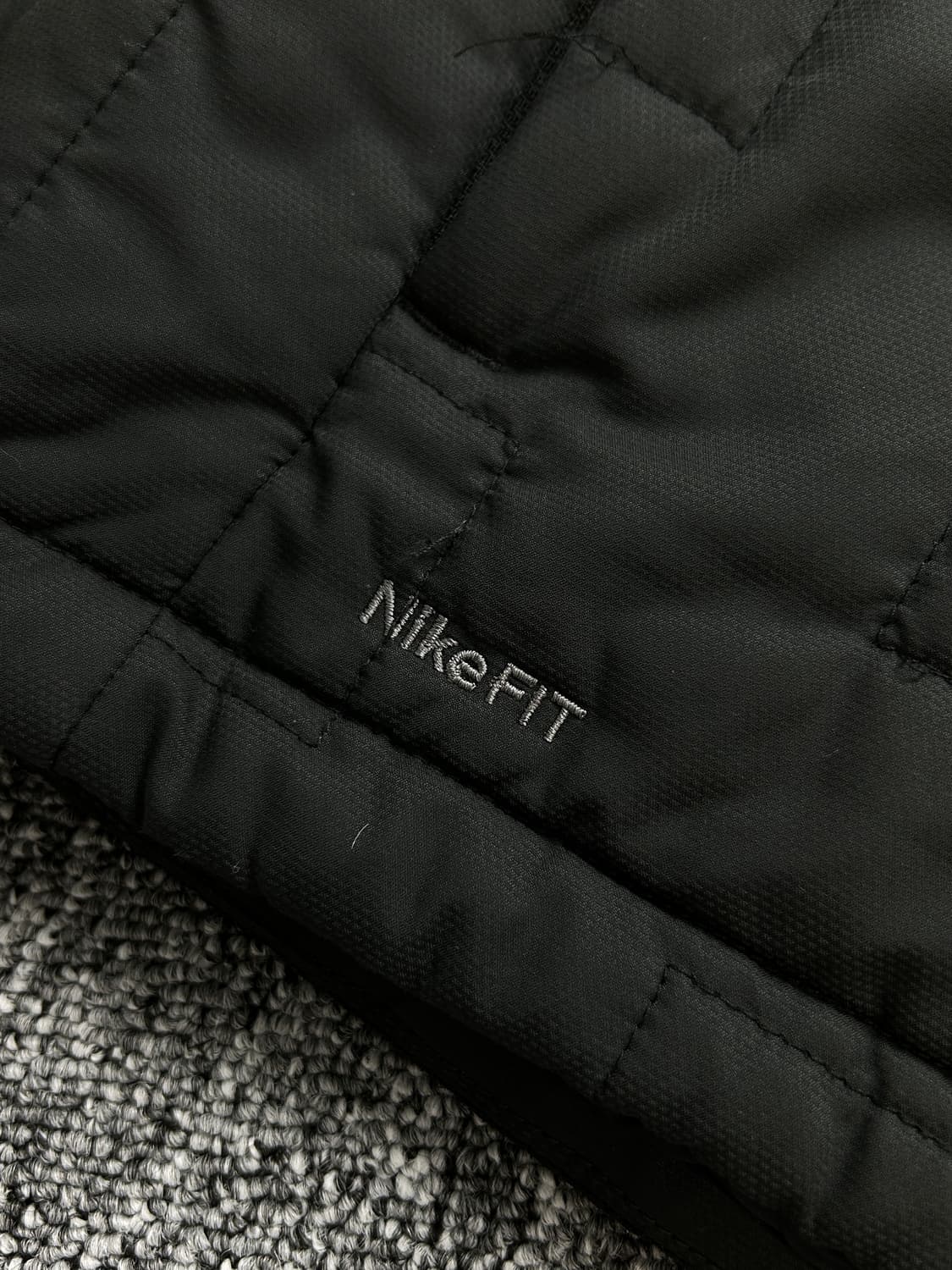 나이키 암스우시 누빔 경량 패딩 L  상품이미지5