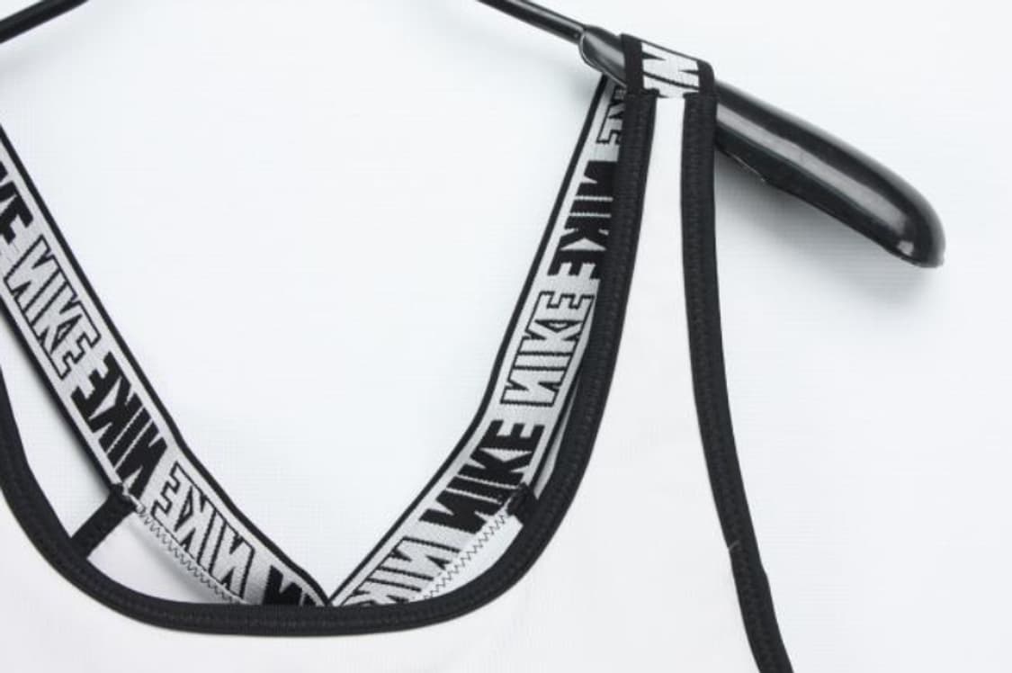 나이키 탑 상품이미지2