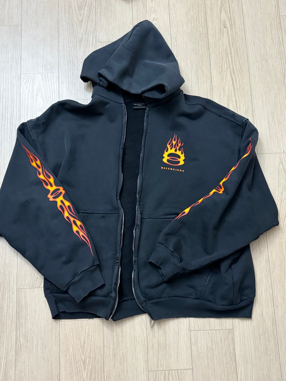 발렌시아가 버닝 유니티 후드집업 블랙  상품이미지1