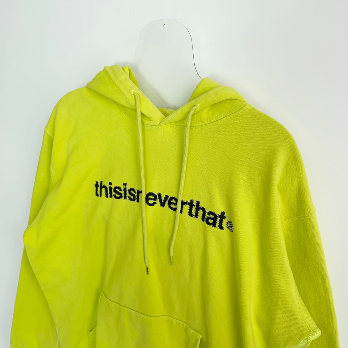 C1 디스이즈네버댓 후드티 M사이즈 상품이미지2