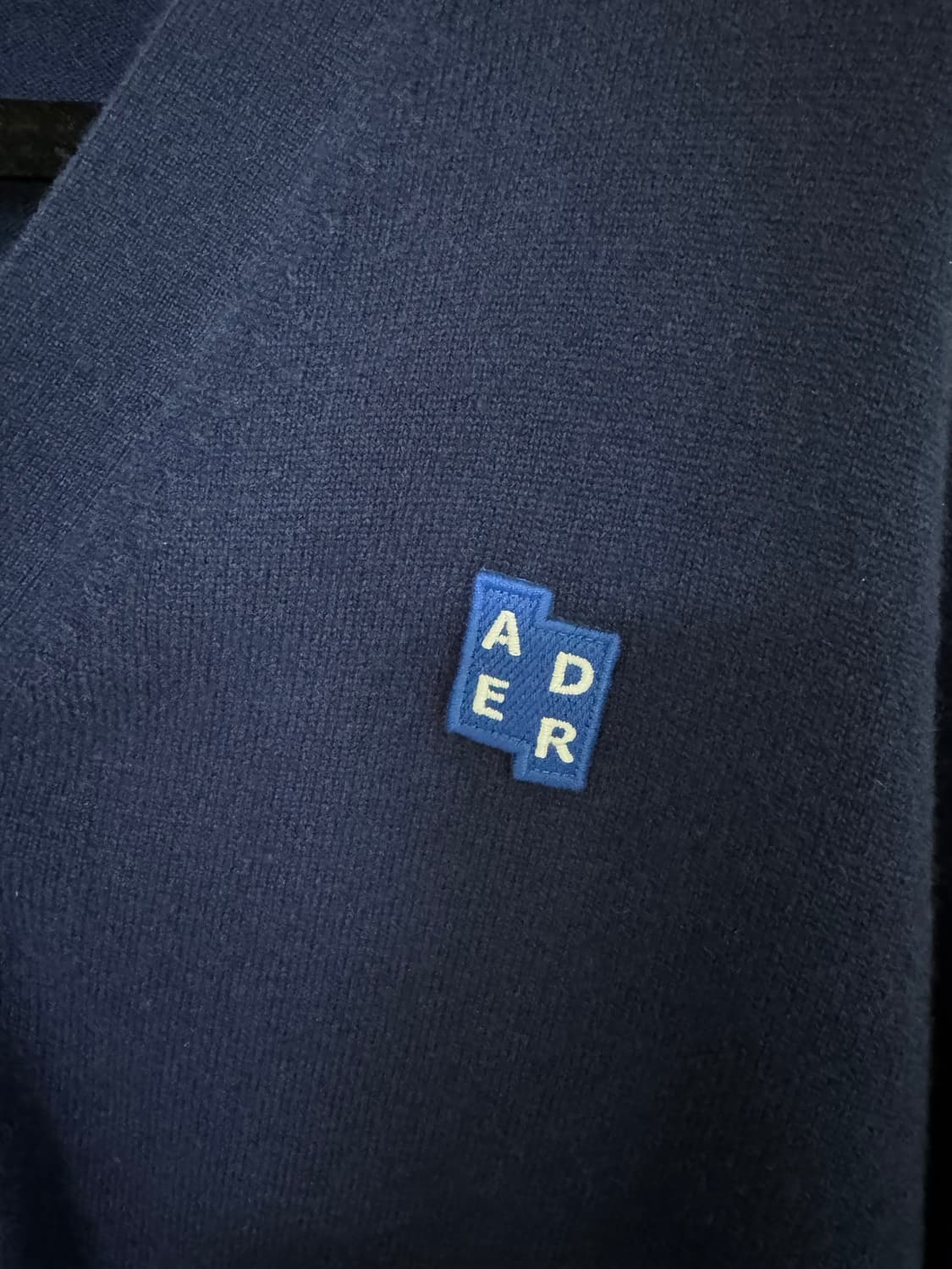 아더에러 시그니피컨트 가디건 네이비 L 상품이미지4