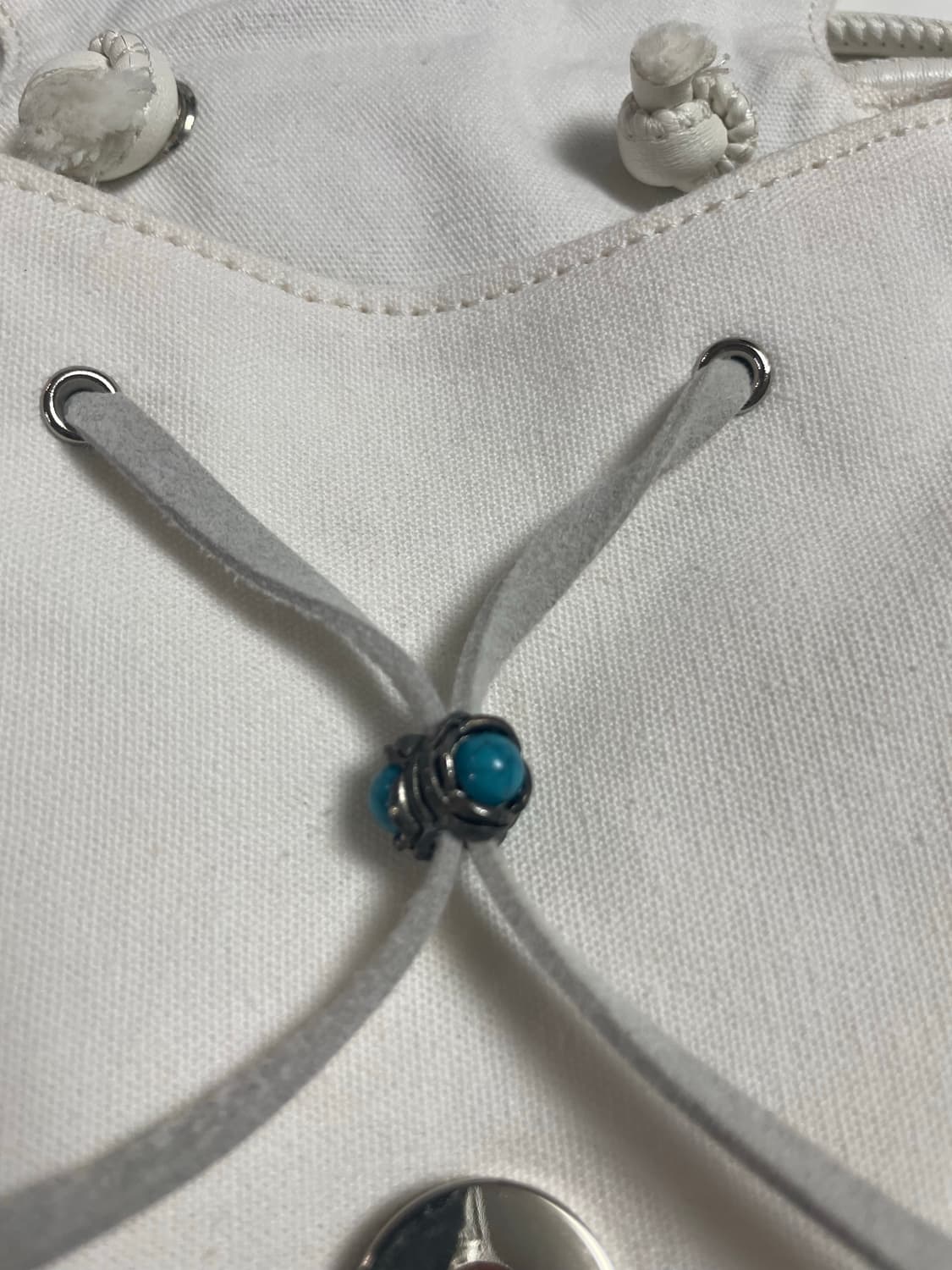 뮤지엄비지터 아카이브 미니백 상품이미지4