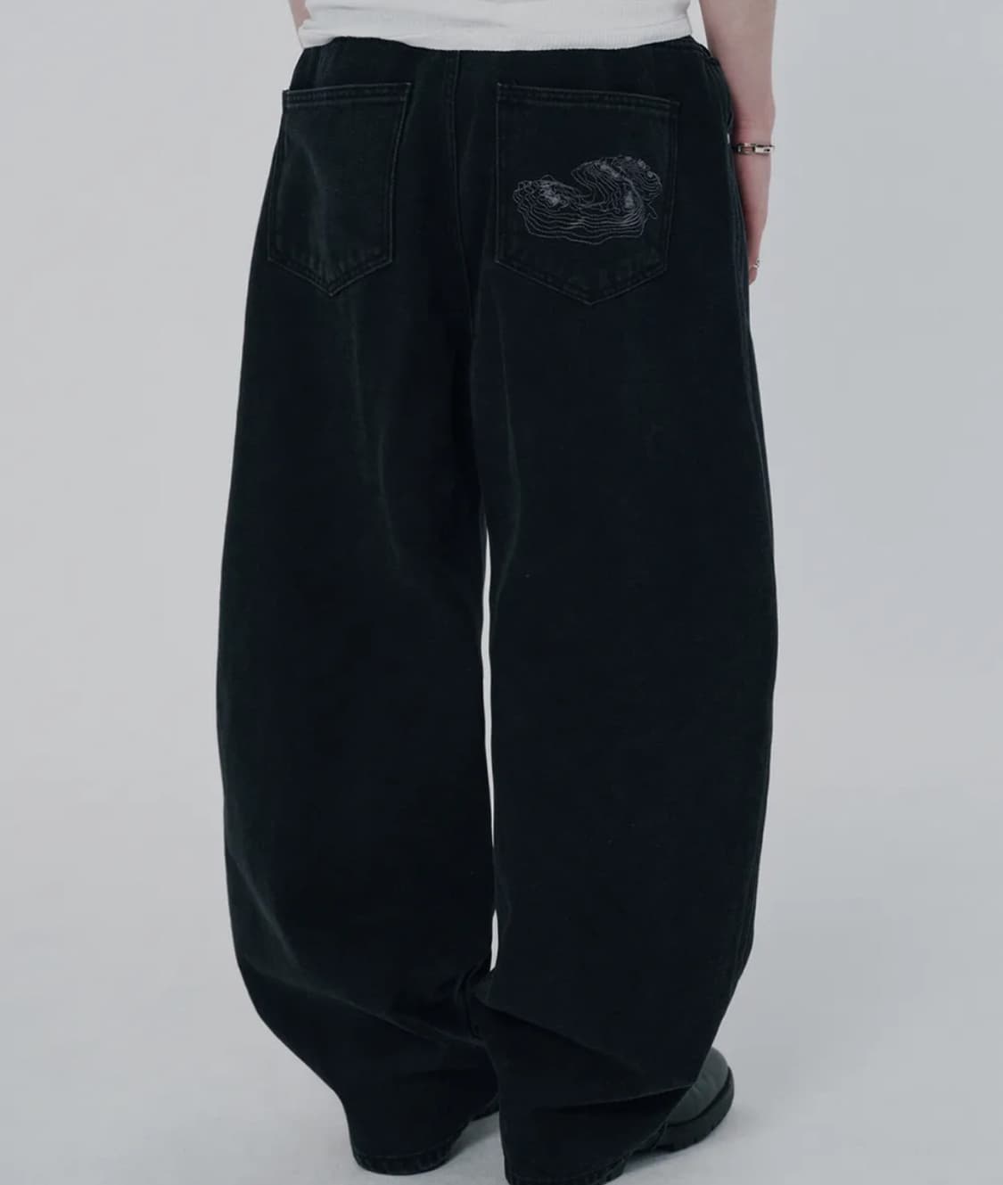 스웨이드 CONTOUR POCKET DENIM [BLACK] 상품이미지1