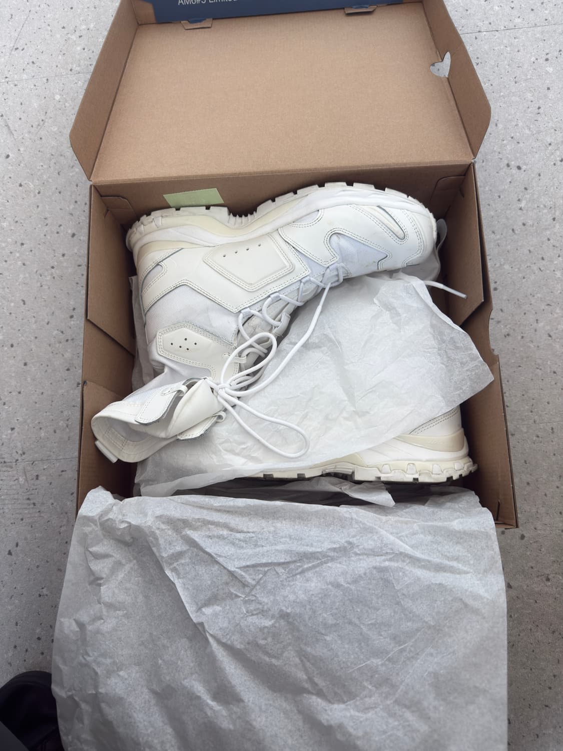 리에르 살로몬 275 상품이미지2