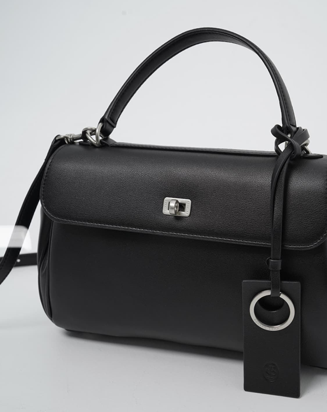 시야쥬 레더 미쉘백 S사이즈 블랙 상품이미지2