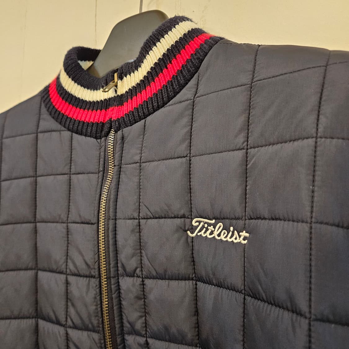 105(XL)타이틀리스트 퀼팅 니트 골프 자켓 네이비 상품이미지5