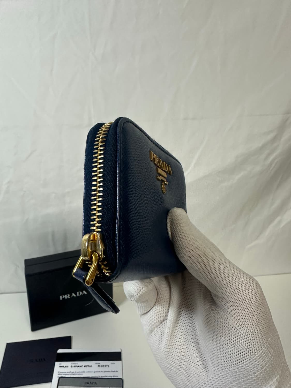 프라다 지퍼 카드지갑 딥블루(OS) 상품이미지4