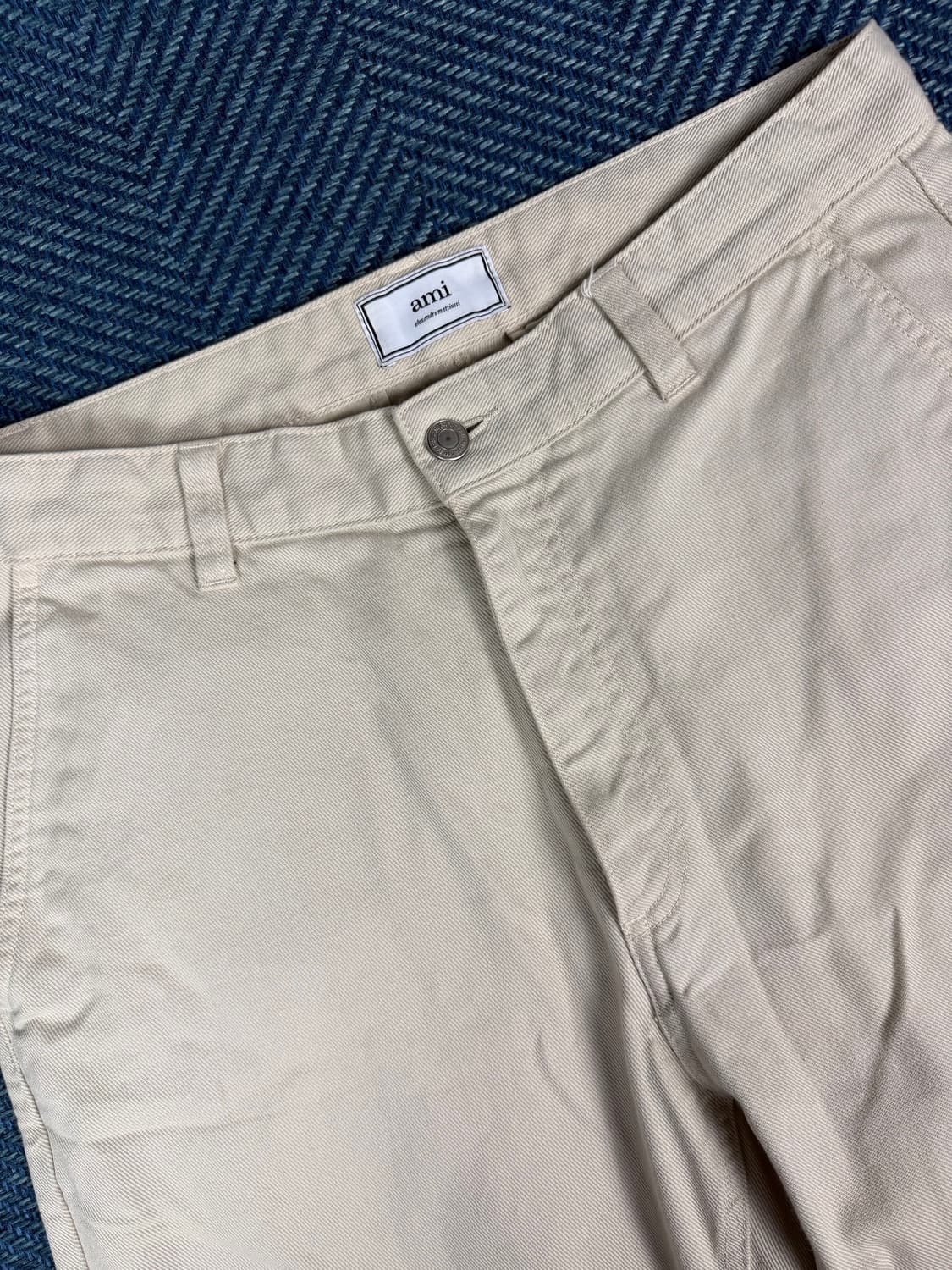 [정품] AMI PARIS 헤링본 코튼 팬츠 - 크림 베이지 상품이미지1