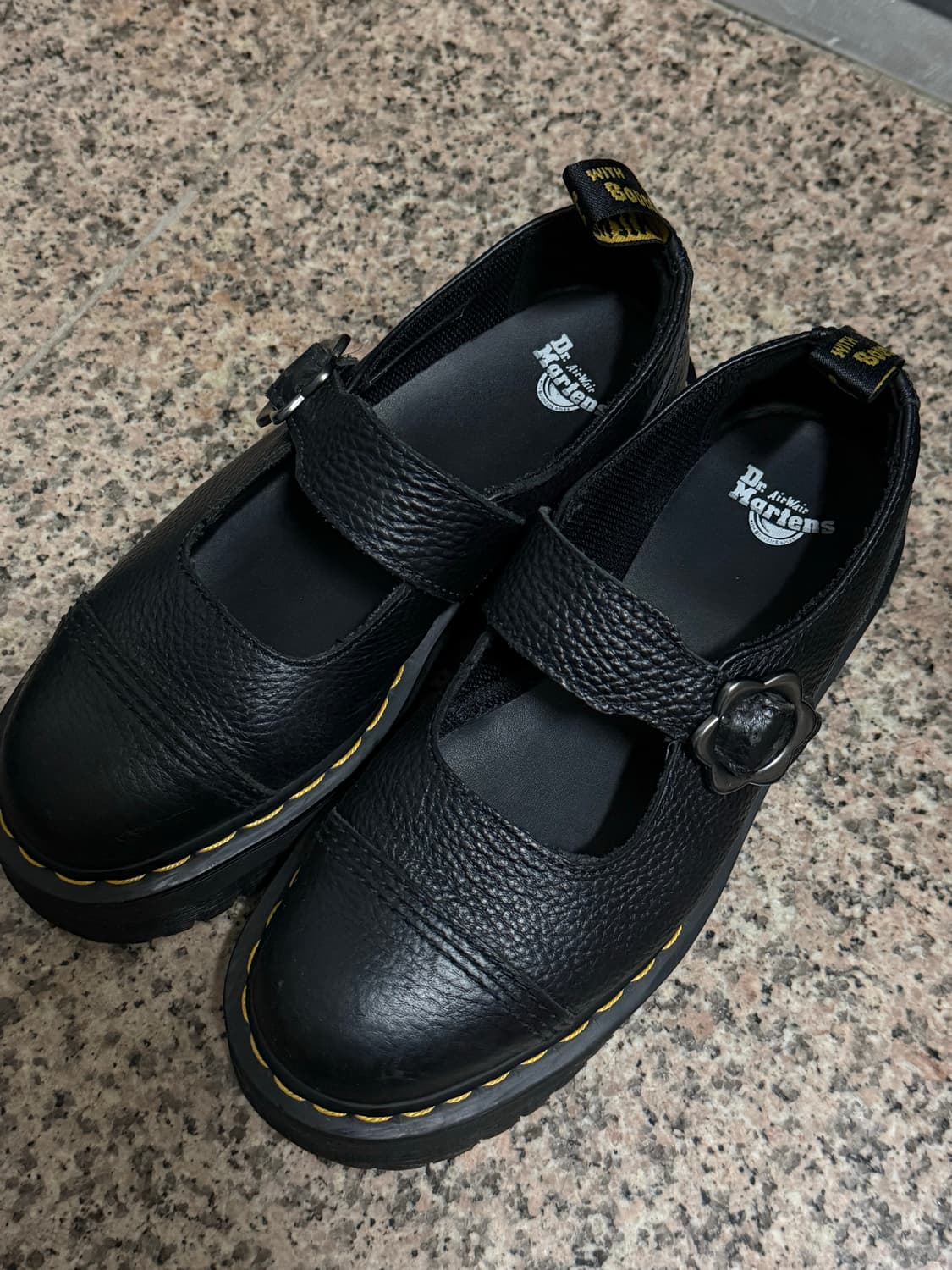 닥터마틴 아디나 플라워 250 상품이미지1