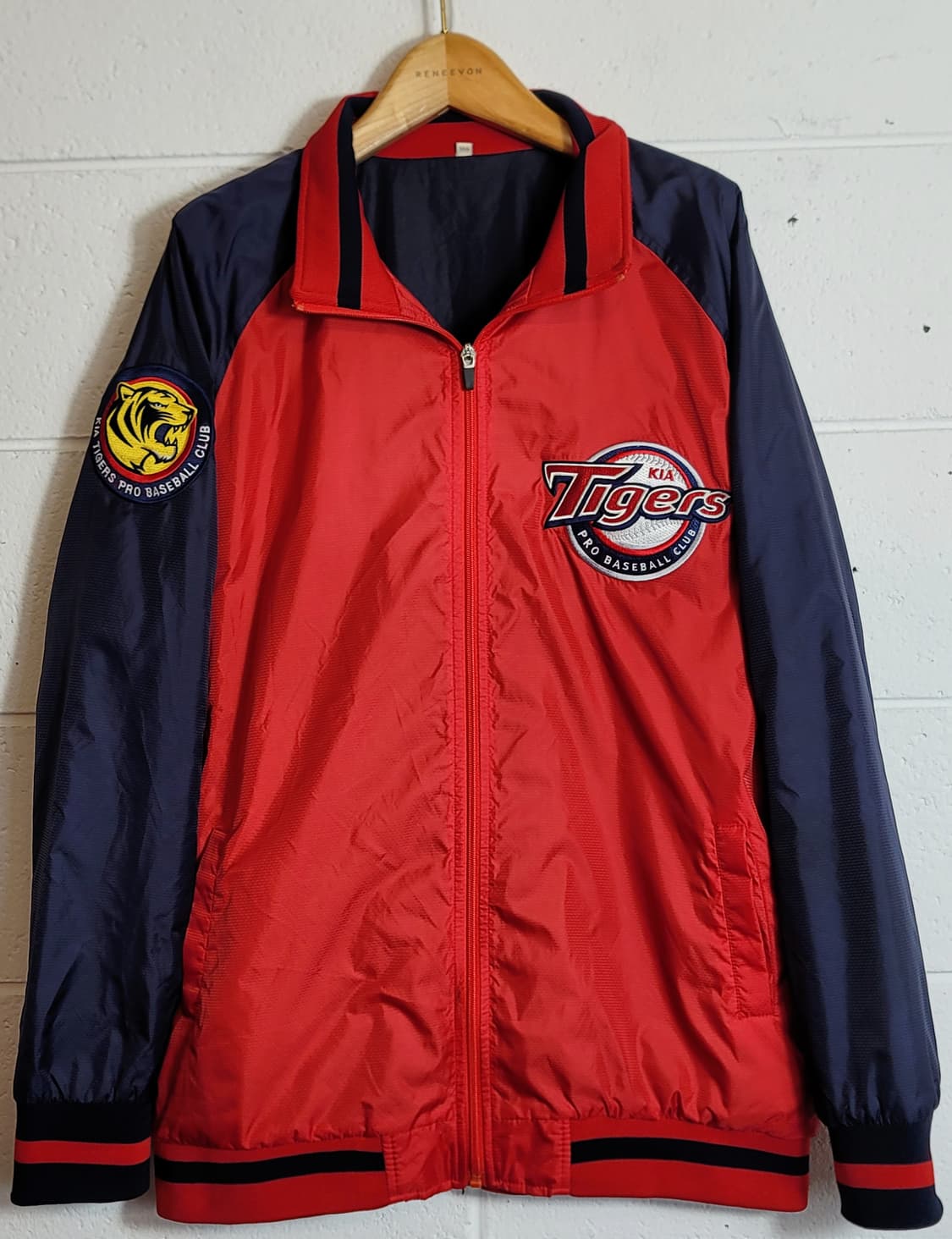 기아타이거즈 봄.가을 야구점퍼(바시티자켓.바람막이) 판매 상품이미지2