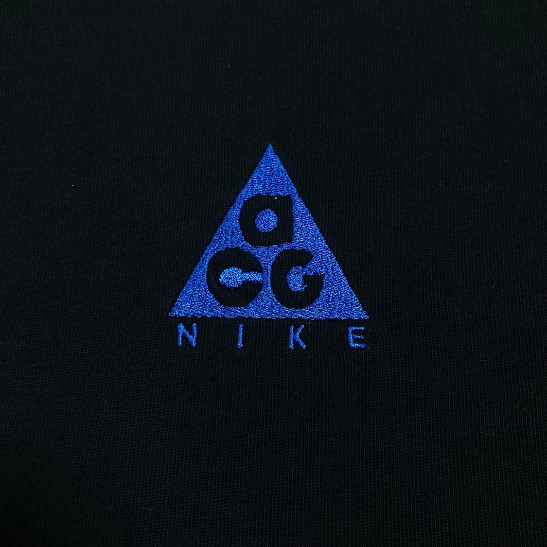 나이키 acg 스몰 로고 블랙 반팔티 상품이미지2