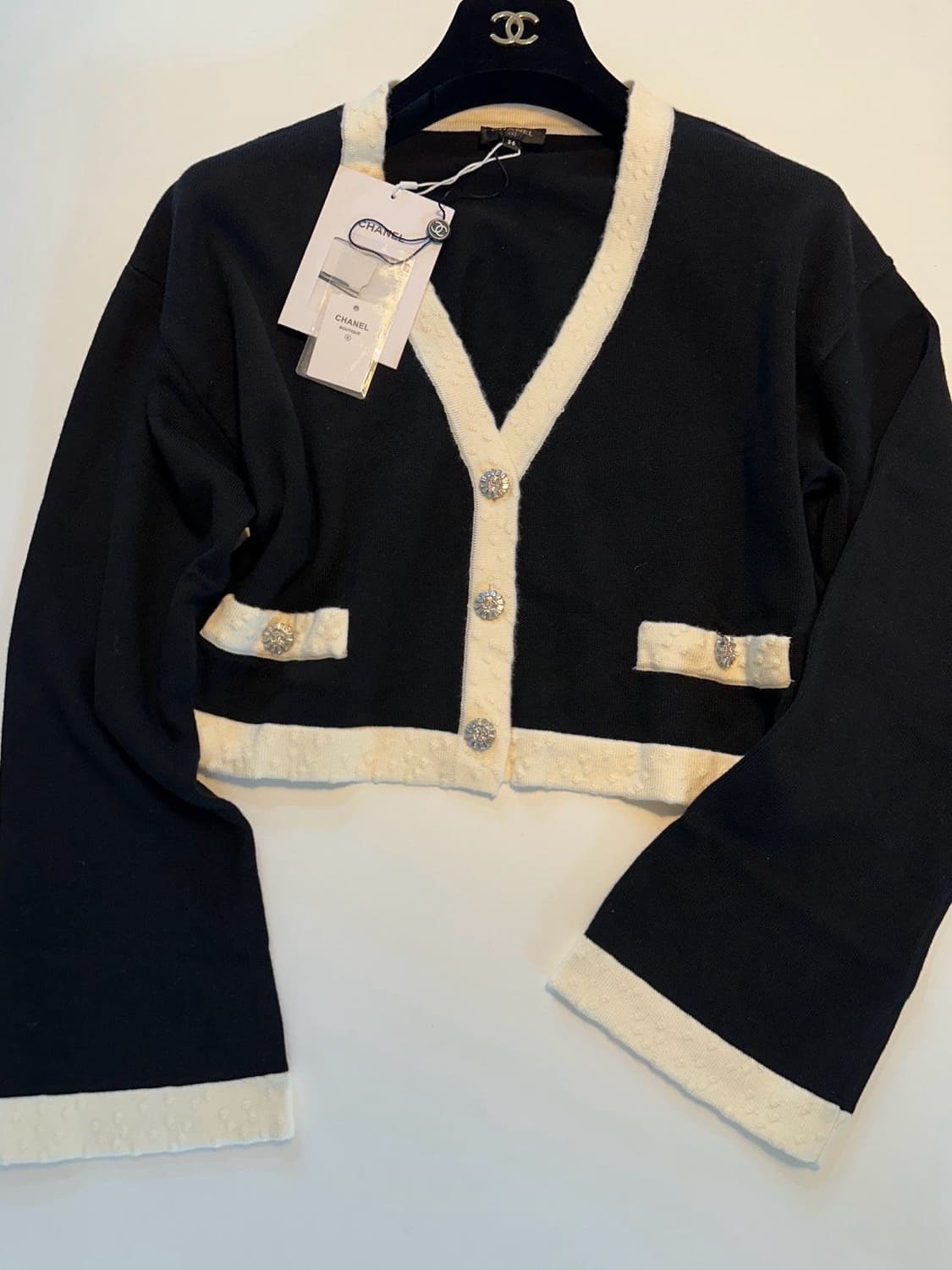 (새상품)샤넬 가디건 상품이미지9