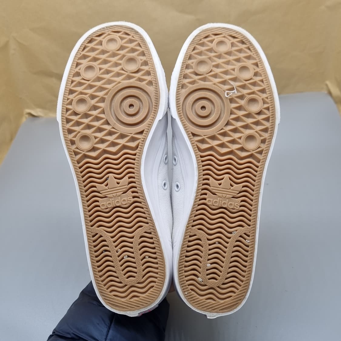 아디다스 니짜 트레포일 스니커즈250 상품이미지3