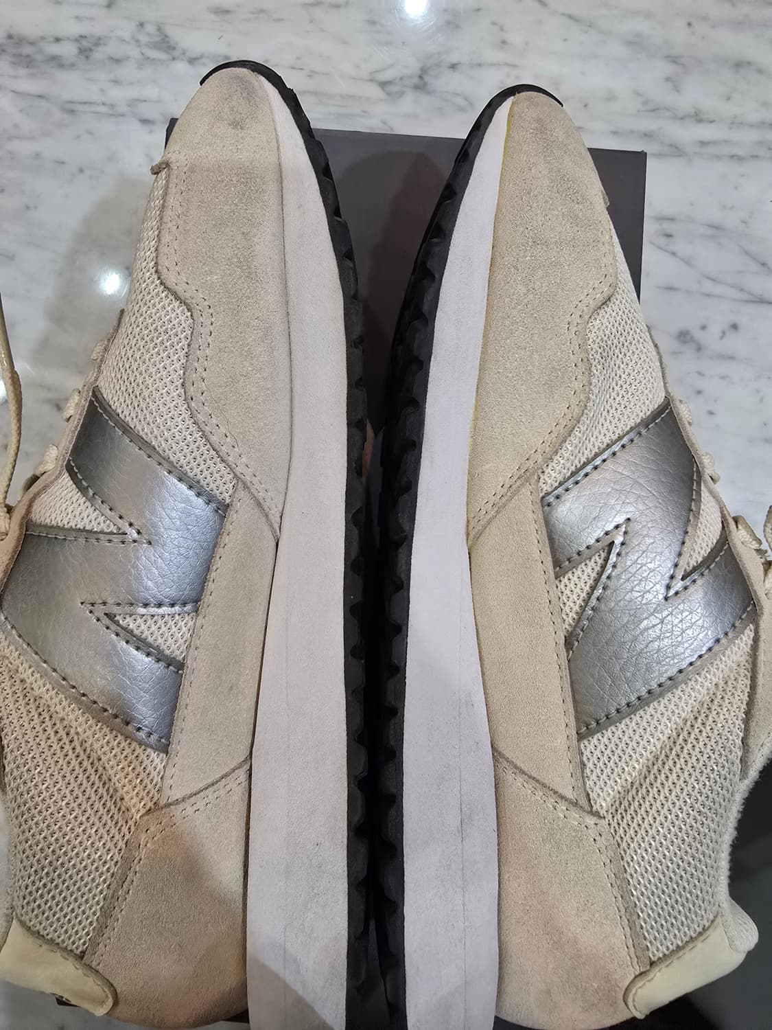 뉴발란스운동화 237cb 씨솔트 240 판매합니다 상품이미지6