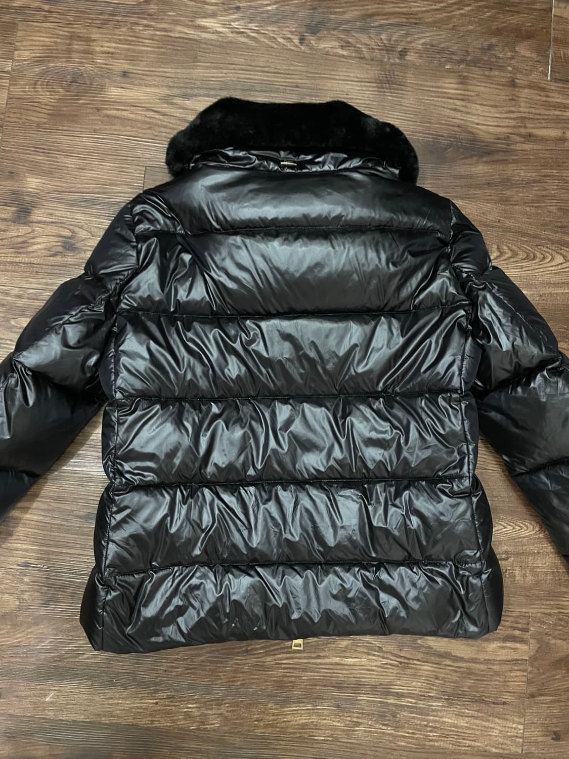 에르노 HERNO 퍼 카라 패딩 블랙 42 상품이미지6