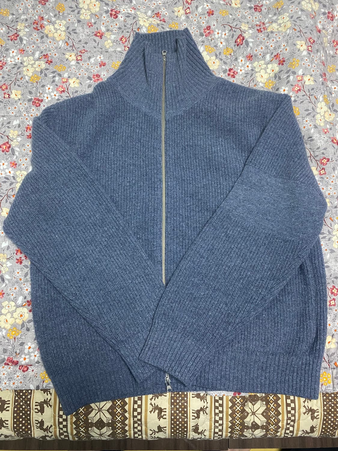 [M] 홀리선 마샬 풀집업 니트 멀티블루 상품이미지2