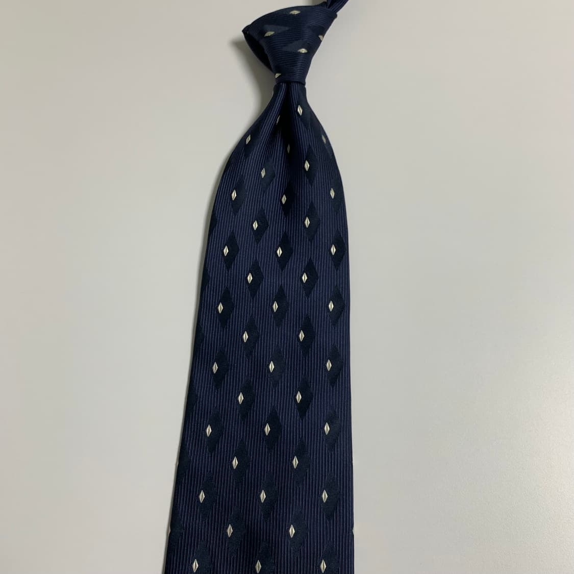 입생로랑 기하학적패턴 100실크 명품넥타이 네이비 A+등급 상품이미지8