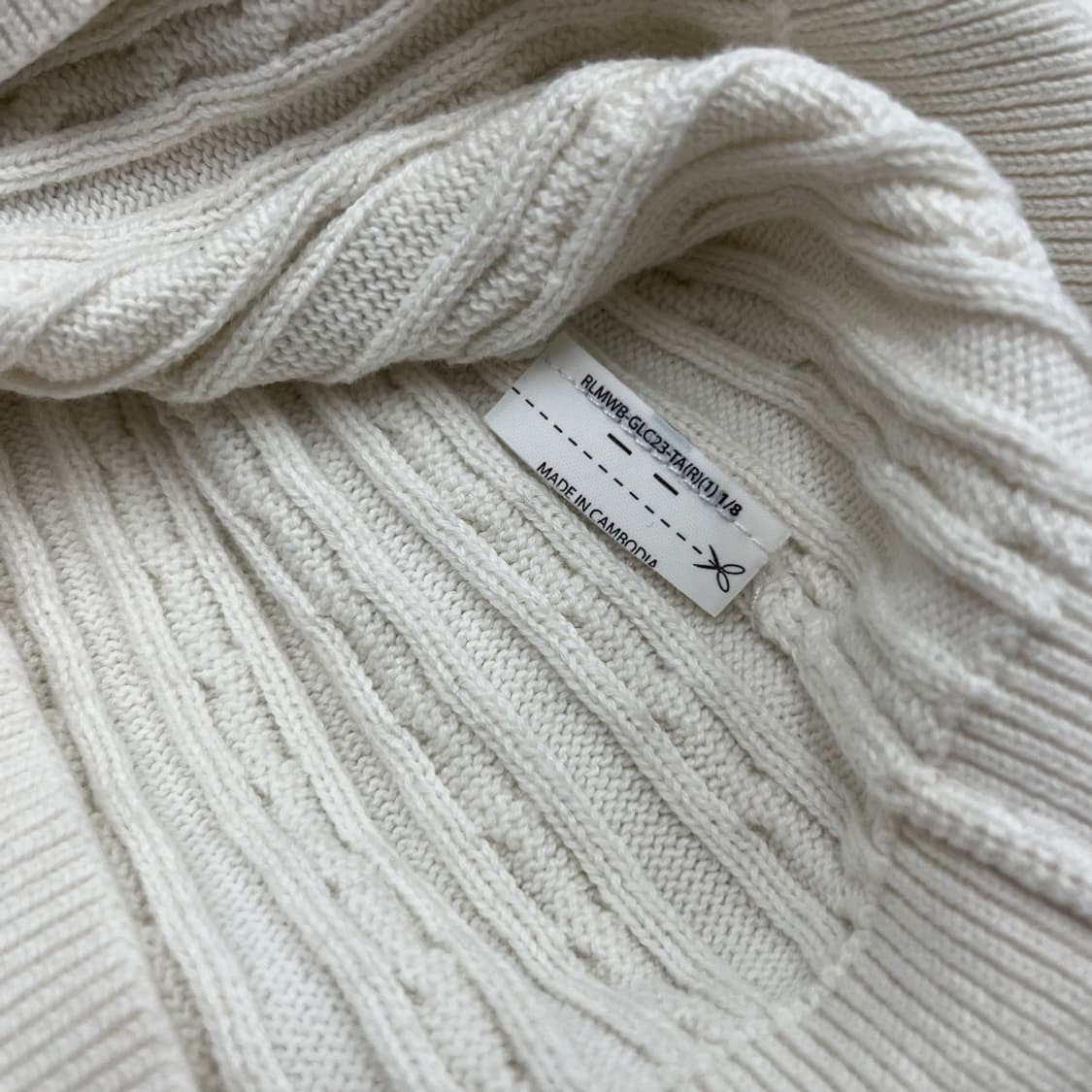 폴로 랄프로렌 베이비핑크포니 화이트 꽈배기 니트 버튼가디건 XL 상품이미지5