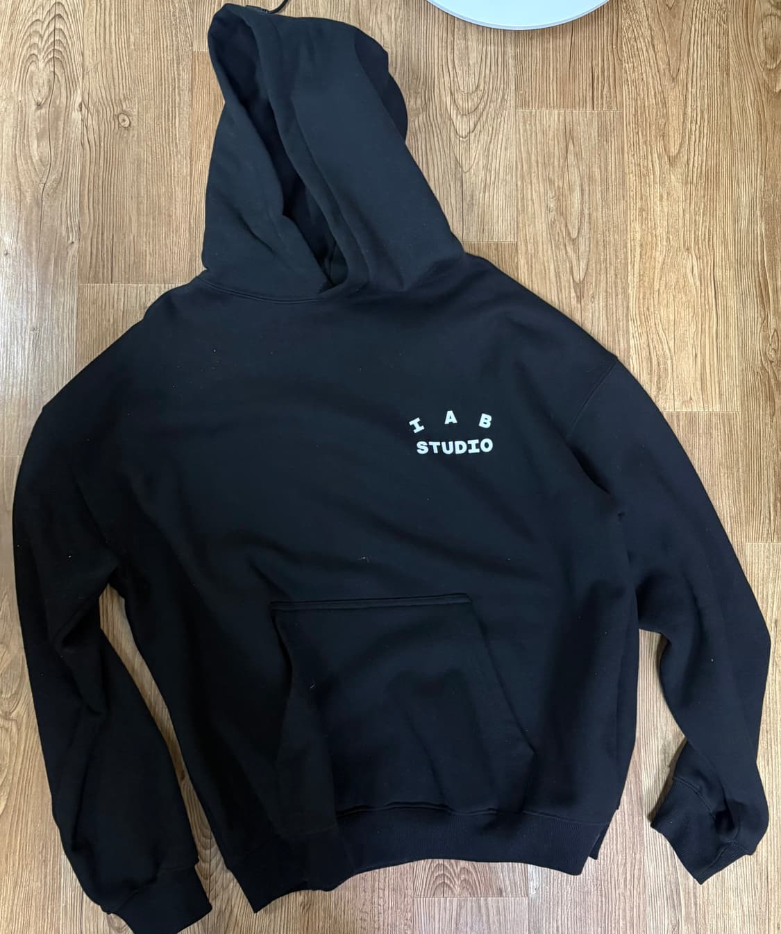 아이앱 스튜디오 후드티 검은색 (XL) 판매합니다. 상품이미지2