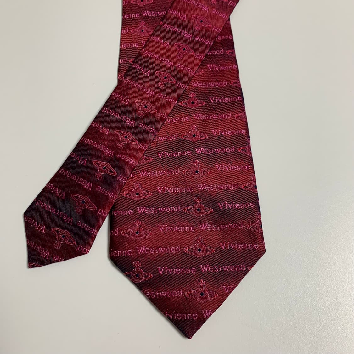 비비안웨스트우드 로고플레이 명품넥타이 100실크 모노그램 정장코디 상품이미지4