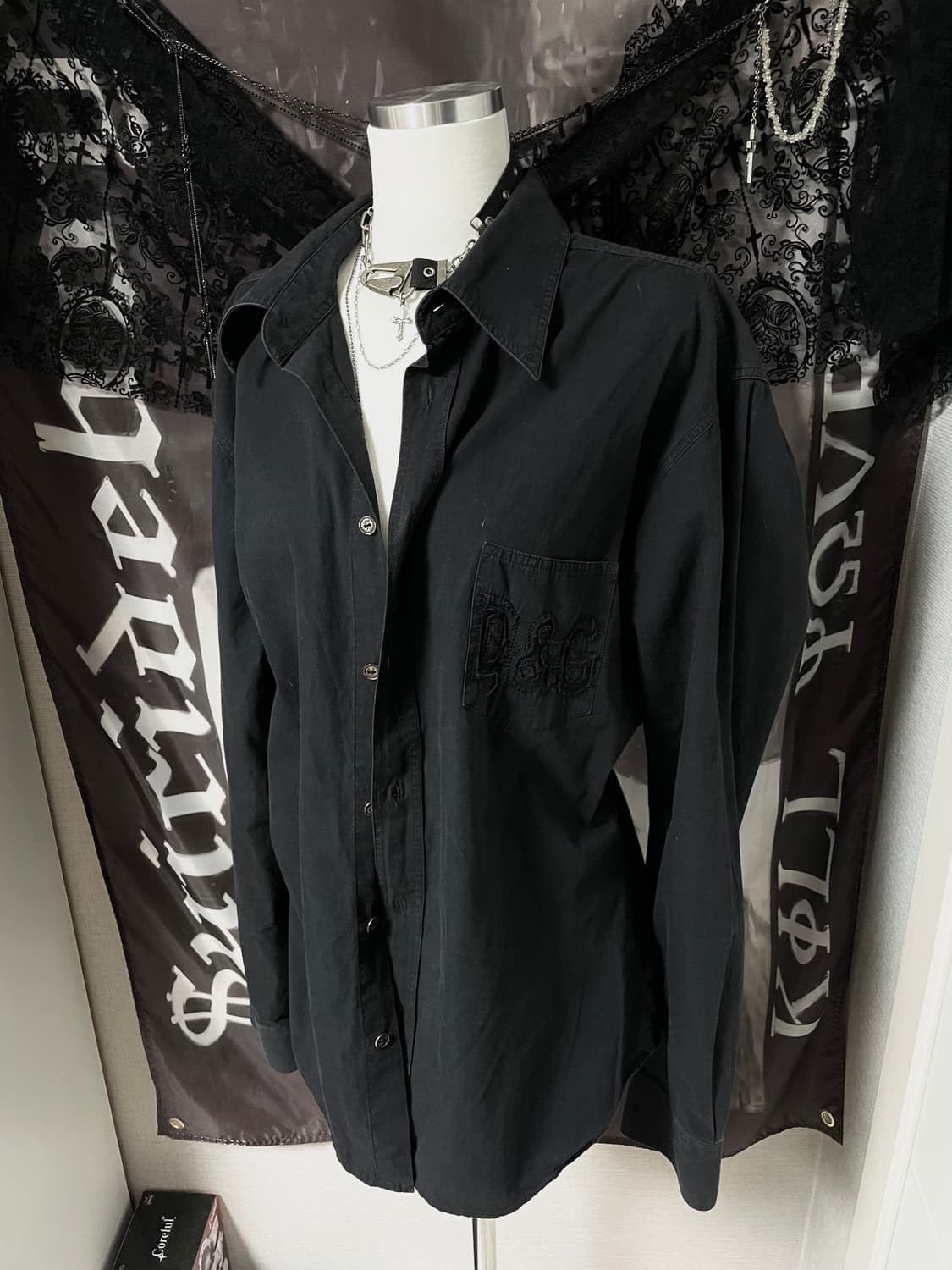 돌체앤가바나 D&G 포켓 자수로고 루즈핏 셔츠 블랙 아카이브무채색빈티지 상품이미지3