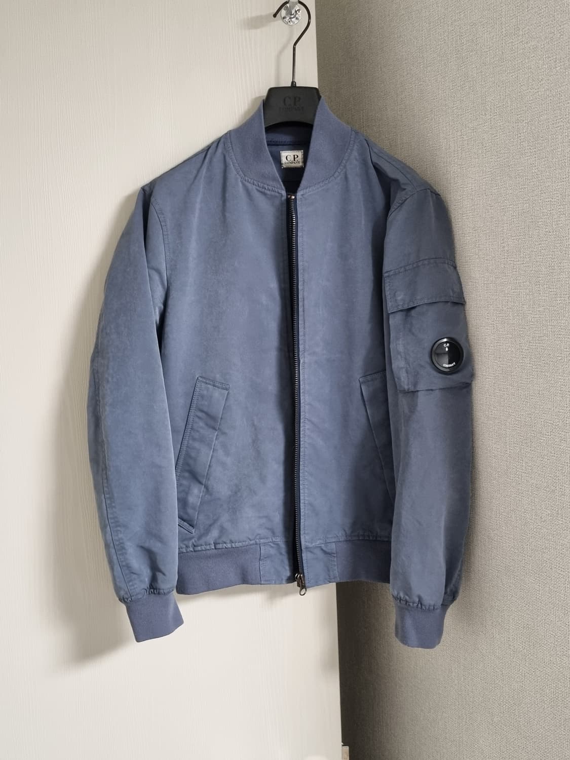 cp컴퍼니 항공점퍼 자켓 상품이미지1
