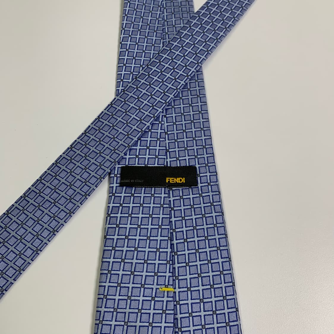 펜디(FENDI) 스몰로고 모노그램 명품넥타이 최상급 A+ 9cm 상품이미지5