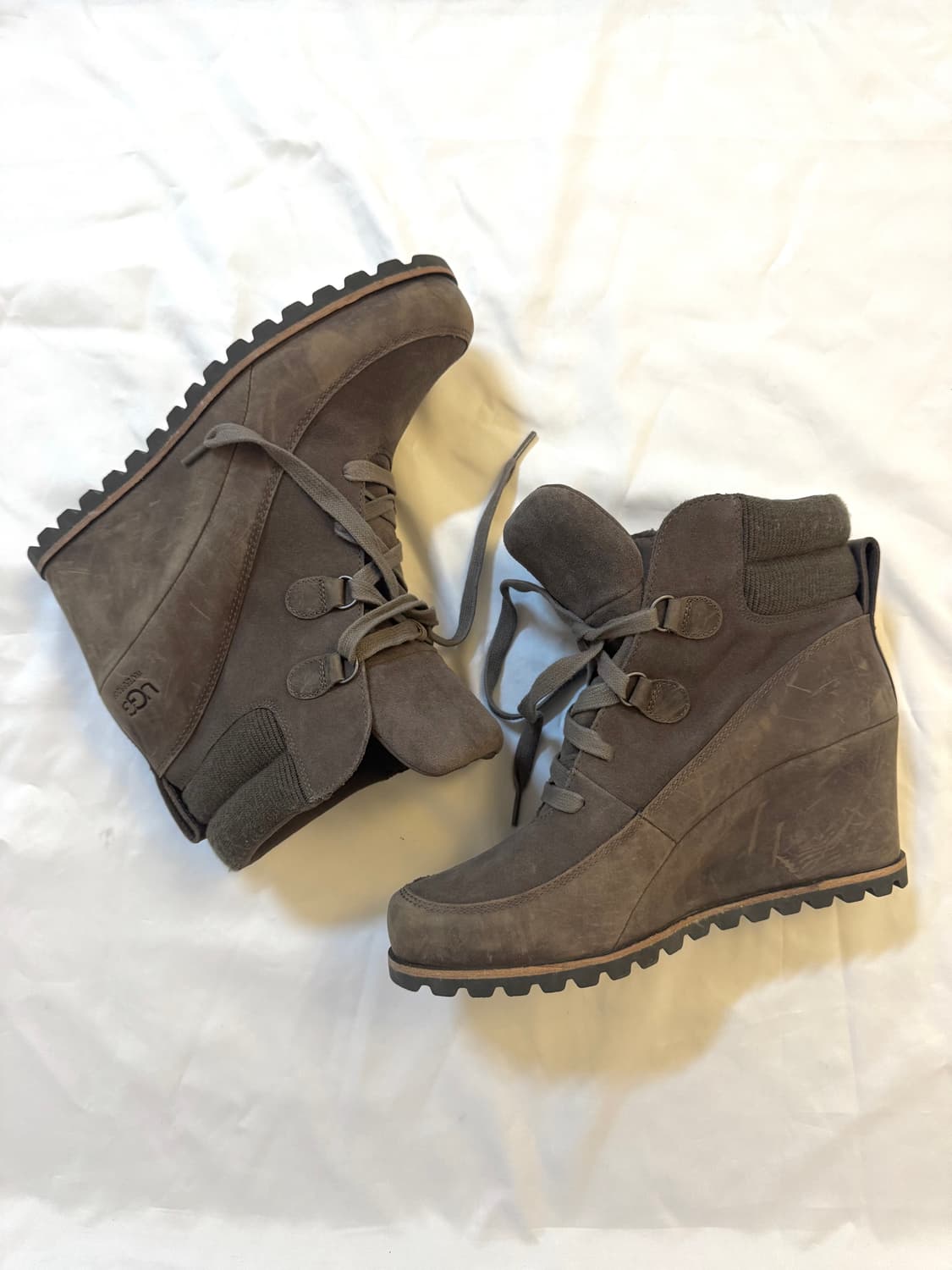UGG Kriston Wedge Boots 상품이미지1